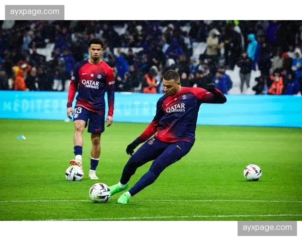 官方：法甲第31轮最佳球员授予巴黎圣日耳曼球员姆巴佩